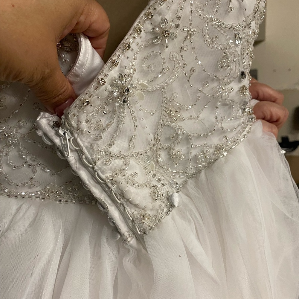 Elegant White Beaded woman Dress